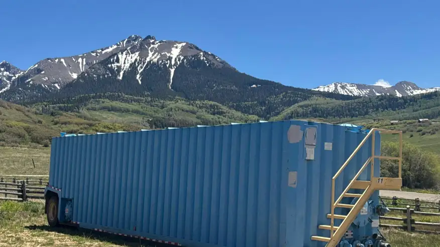 Condado de San Miguel instala tanques de 21,000 galones para reforzar la respuesta a incendios forestales en Colorado