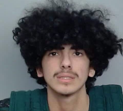 Arrestan a joven acusado de agredir a una mujer embarazada en el condado Nueces