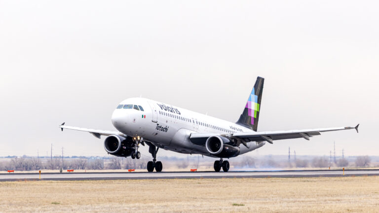Volaris anuncia nueva ruta desde el Aeropuerto Internacional de Denver hacia Querétaro, México