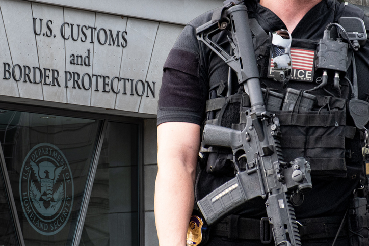 Centros de detención ICE: Identifican seis posibles ubicaciones en Colorado según documentos oficiales
