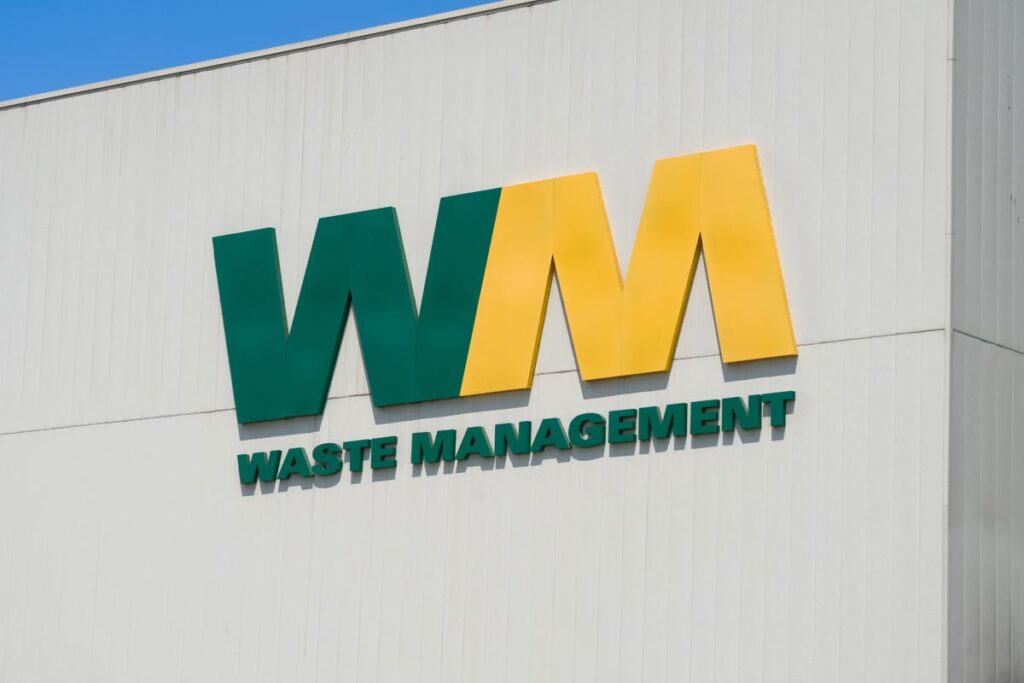 Waste Management enfrenta posible desalojo de su planta de reciclaje en Elyria-Swansea Waste Management enfrenta posible desalojo de su planta de reciclaje en Elyria-Swansea