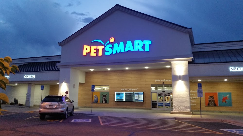 Colorado demanda a PetSmart por retener ilegalmente a peluqueros caninos con contratos de reembolso de formación Colorado demanda a PetSmart por retener ilegalmente a peluqueros caninos con contratos de reembolso de formación
