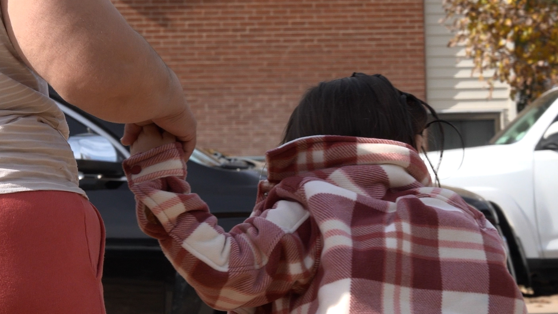 Cuidado Familiar en Colorado: Aumenta un 40% la Acogida Temporal para Niños