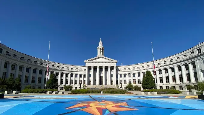 Presupuesto Denver 2026: Concejo Municipal Rechaza Plan de $1.66 Mil Millones, Pero Propuesta del Alcalde Se Mantiene - Noticias Notivalle