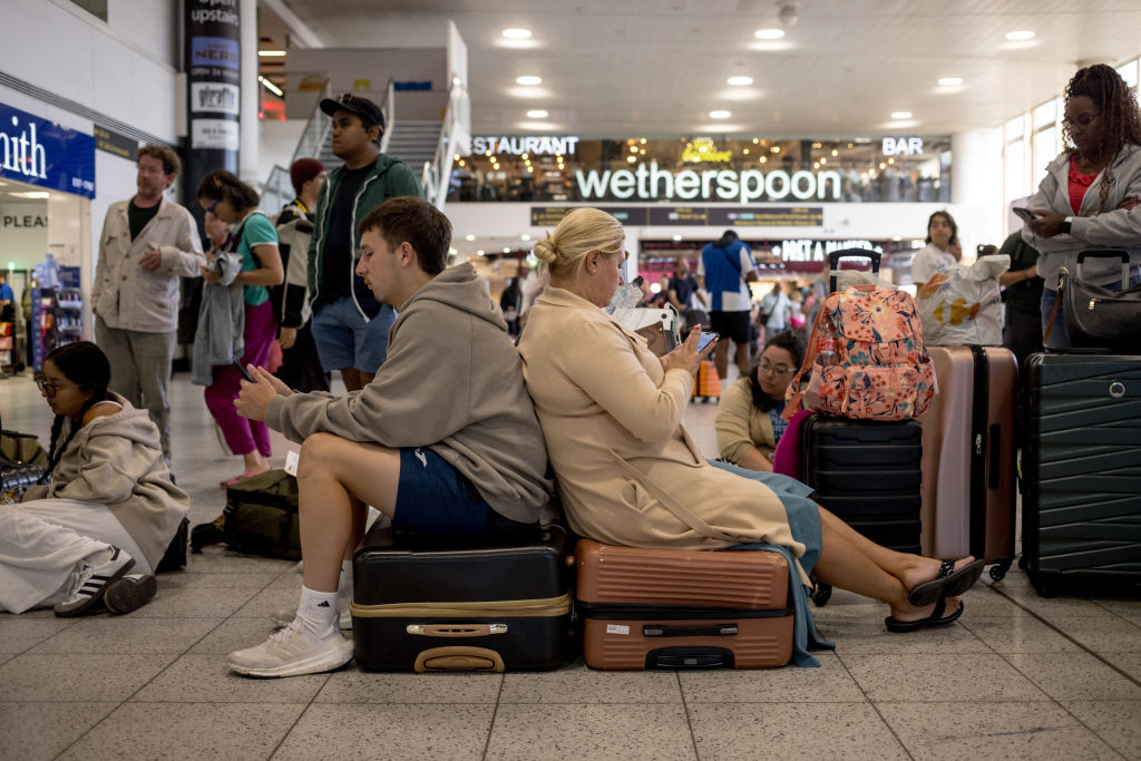 FAA Restaura Operaciones Normales en 40 Aeropuertos de Estados Unidos Tras Cierre del Gobierno - Noticias Notivalle