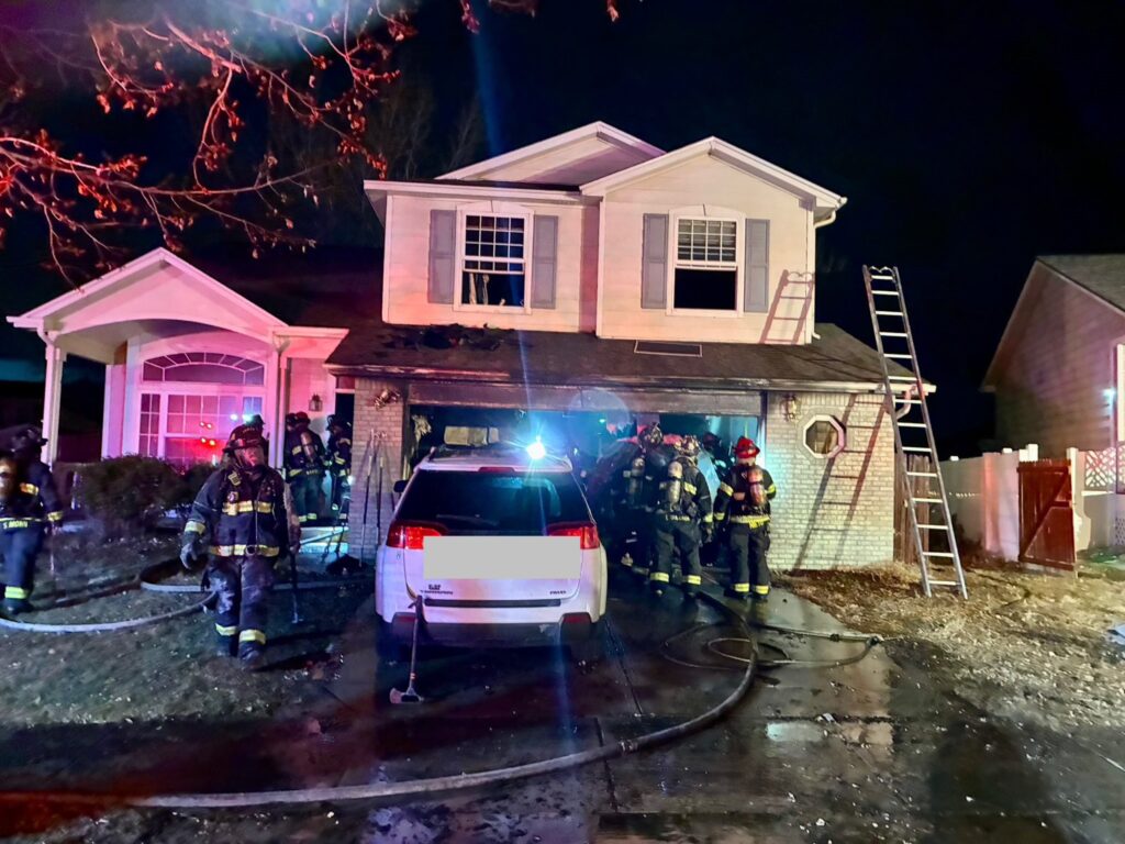 Incendio En Denver Deja A Una Familia Desplazada: Respuesta Rápida Y Prevención Necesaria - Noticias Notivalle