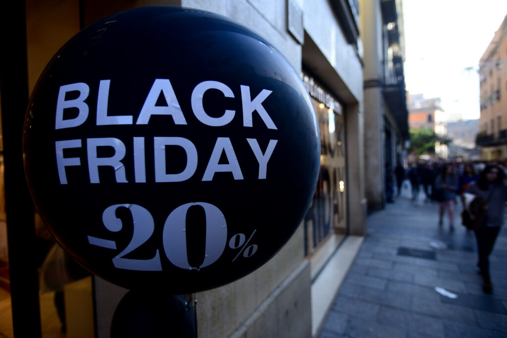 Compras Black Friday: Resiliencia En Ventas A Pesar De Desafíos Económicos - Noticias Notivalle Compras Black Friday: Resiliencia En Ventas A Pesar De Desafíos Económicos - Noticias Notivalle