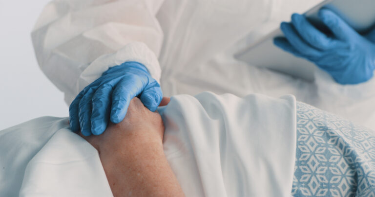 Aumentan las hospitalizaciones por Flu en Colorado y casos alcanzan niveles muy altos