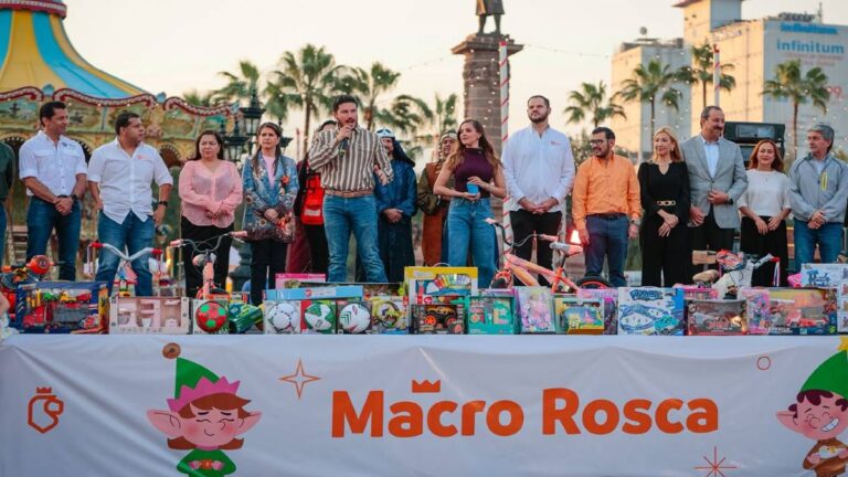 Día de Reyes: Celebración con Macro Rosca y Regalos para Niños en Nuevo León