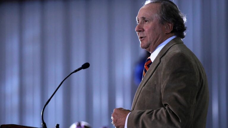 Fallece Michael Reagan, hijo adoptivo de Ronald Reagan, a los 80 años en Denver