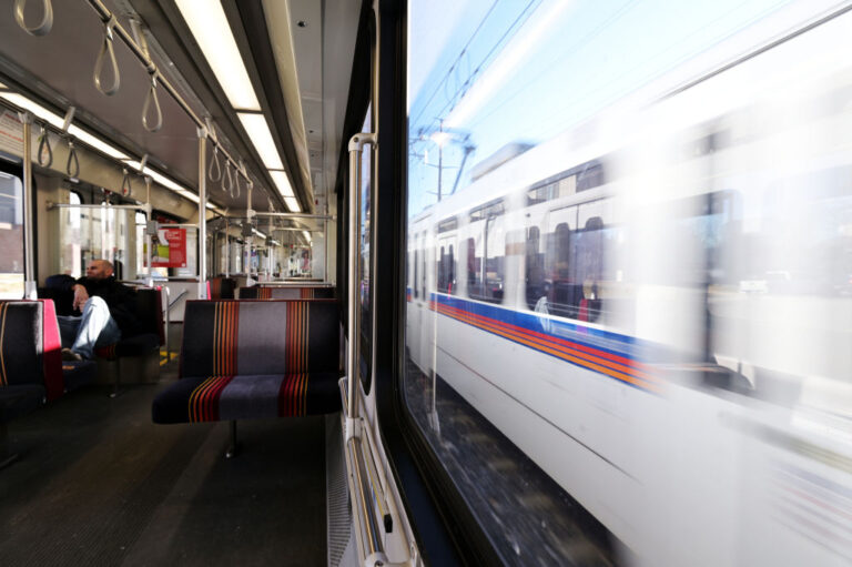 Suspensión del Servicio Ferroviario Costero por Mantenimiento Vital en San Diego