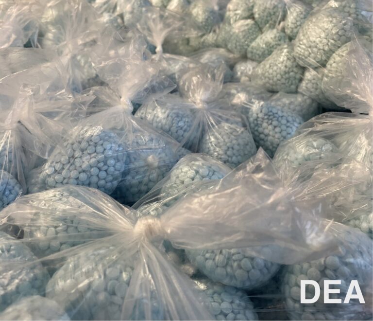 La DEA reporta incautaciones récord de fentanilo en Colorado durante 2025