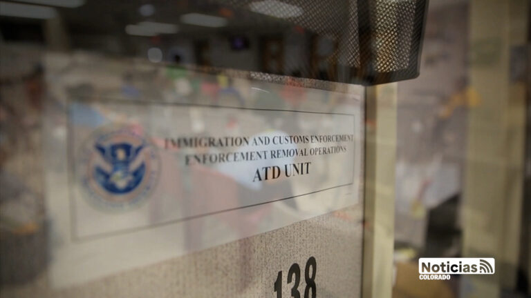 Nuevo fallo permite a congresistas inspeccionar centros de detención de ICE sin previo aviso