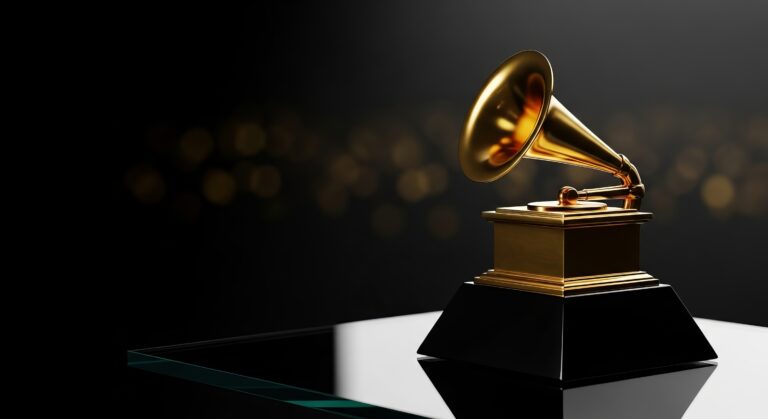 Profesor de la Universidad de Denver gana su primer Grammy