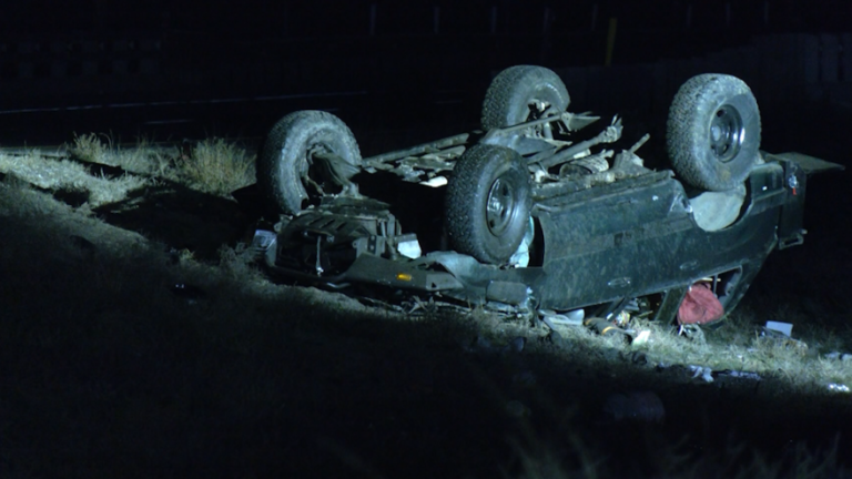 Accidente en I-70 deja a hombre con heridas graves tras impactar contra un caballo cerca de Fruita