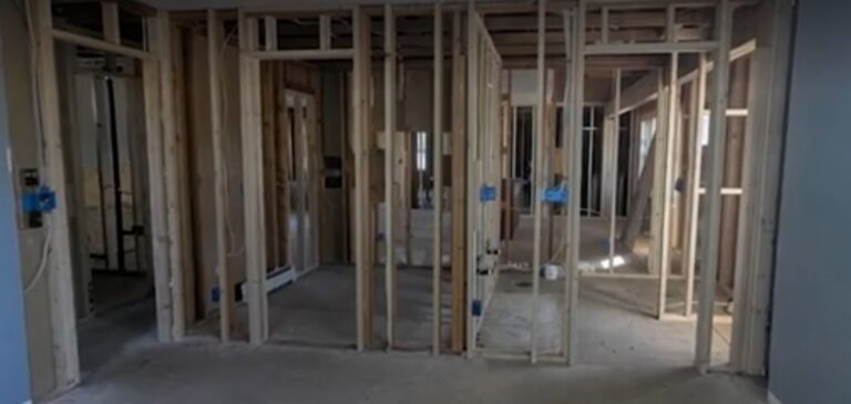 Familia de Fort Collins denuncia disputa con contratista tras pagar 219 mil dólares por remodelación