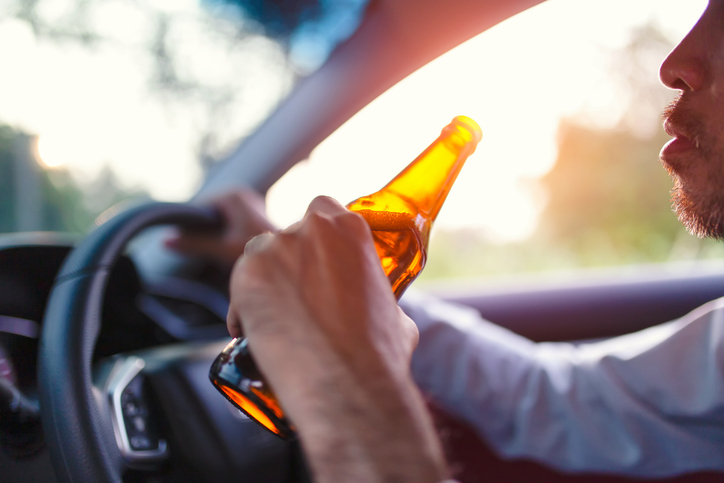 Ley federal busca que todos los autos nuevos cuenten con sensores capaces de detectar si un conductor está bajo los efectos del acohol