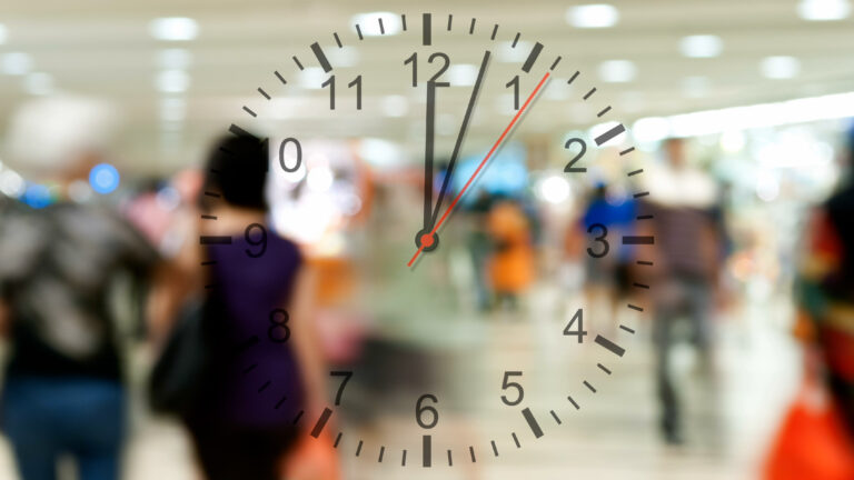 Cuándo adelantarán los relojes en Estados Unidos en marzo de 2026