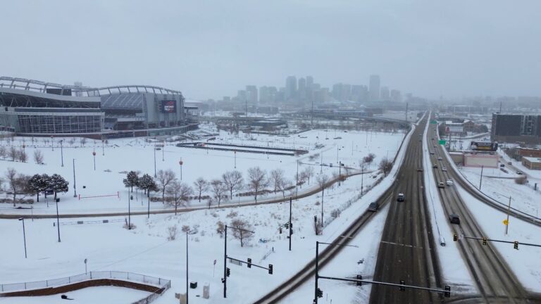 Tormenta invernal impactará las montañas y el área de Denver este viernes