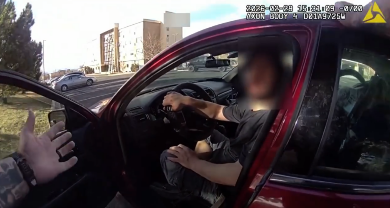 Arrestan a conductor acusado de DUI con un menor en el vehículo