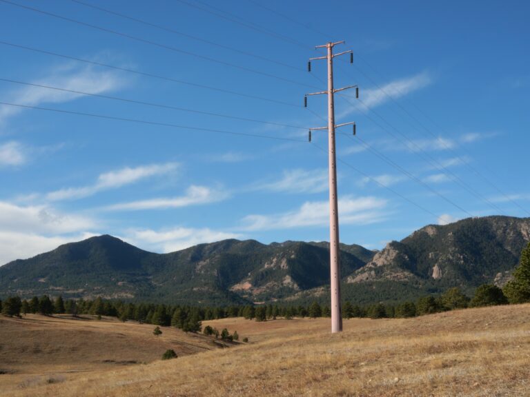 Xcel Energy advierte posibles apagones preventivos en Colorado este fin de semana