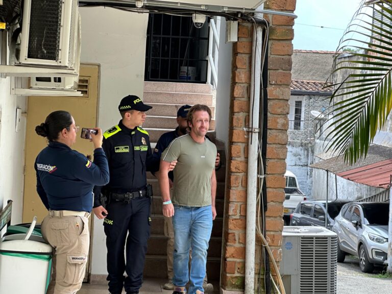 Capturan en Medellín, Colombia a sospechoso de homicidio por sobredosis de fentanilo en Arapahoe County, Colorado