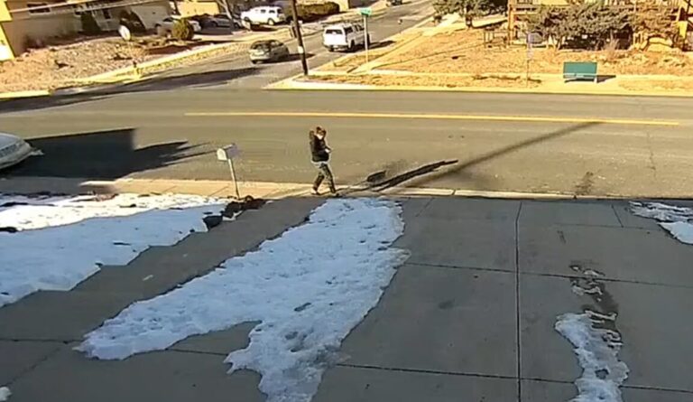 Buscan sospechoso por secuestro de niño de 2 años en Colorado Springs