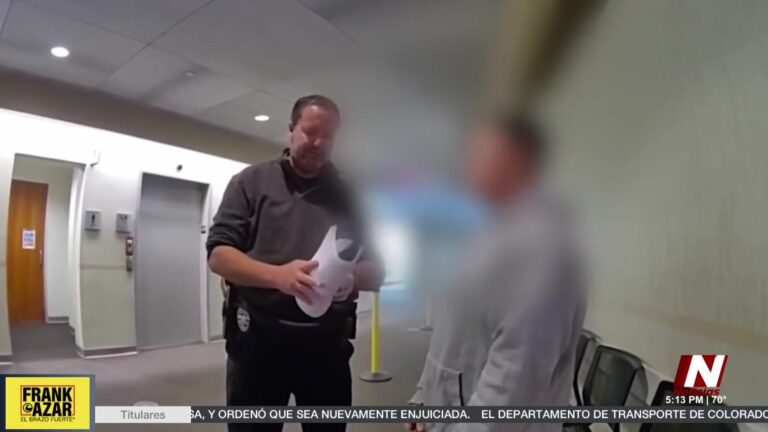 Increíble Intento De Un Criminal De Convertirse En Oficial De Policía