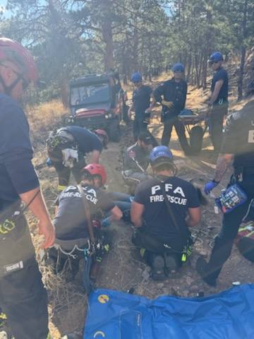 Jinete es trasladado en helicóptero y caballo es puesto a salvo en Condado Larimer
