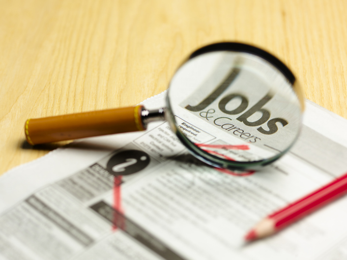 Estado de Colorado pierde 11,000 empleos en un año y sube el desempleo a 3.9%, según informe revisado