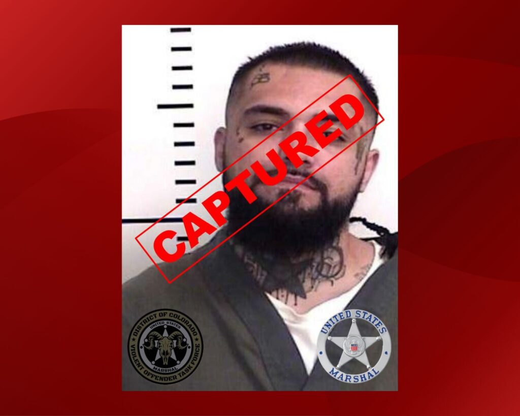 Capturan a fugitivo buscado por asalto y robo en Lakewood