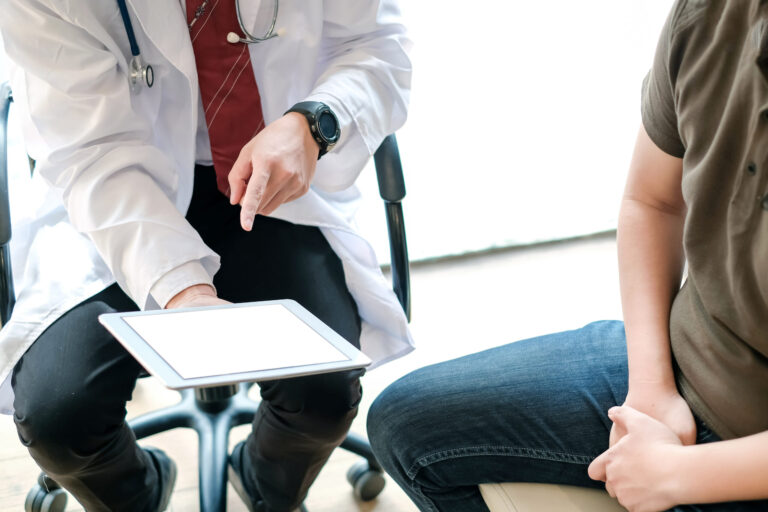 Descenso en cobertura de salud en Denver a pesar de ayudas estatales: 277,228 inscritos en 2026