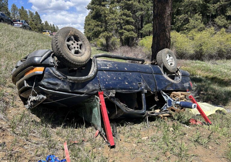 Niña de 5 años sobrevive casi 30 horas tras mortal accidente cerca de Bayfield